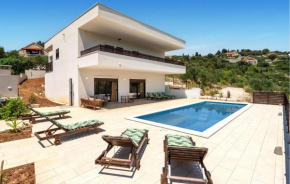Stunning Home In Novo Selo With Wifi